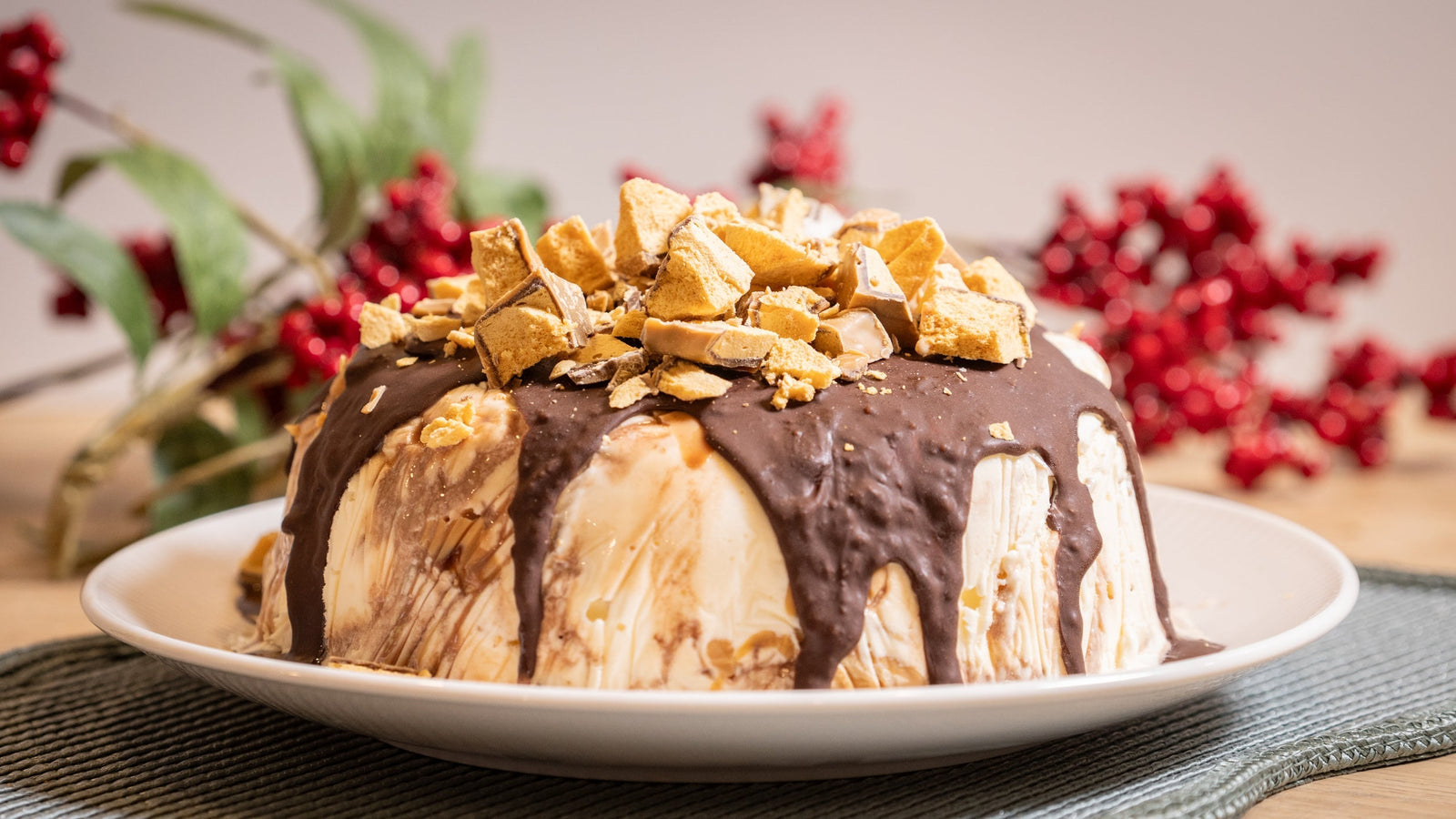 Violet Crumble Peanut Butter Christmas Ice Cream Pudding